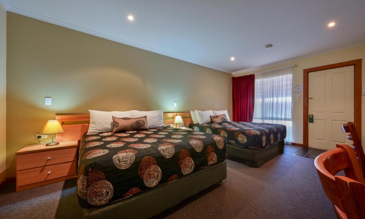 Westland Hotel Motel Whyalla Kültér fotó