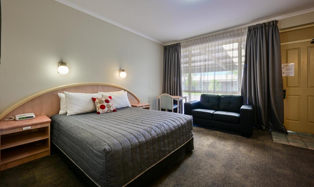 Westland Hotel Motel Whyalla Kültér fotó