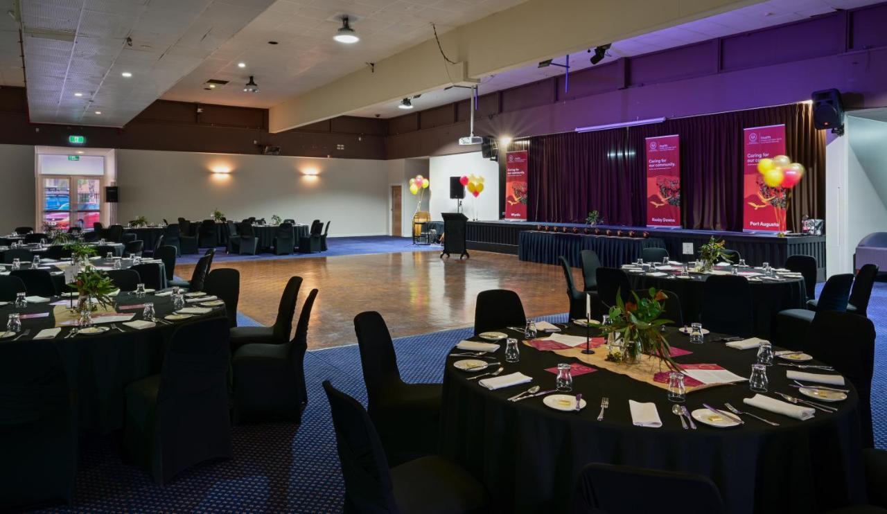 Westland Hotel Motel Whyalla Kültér fotó